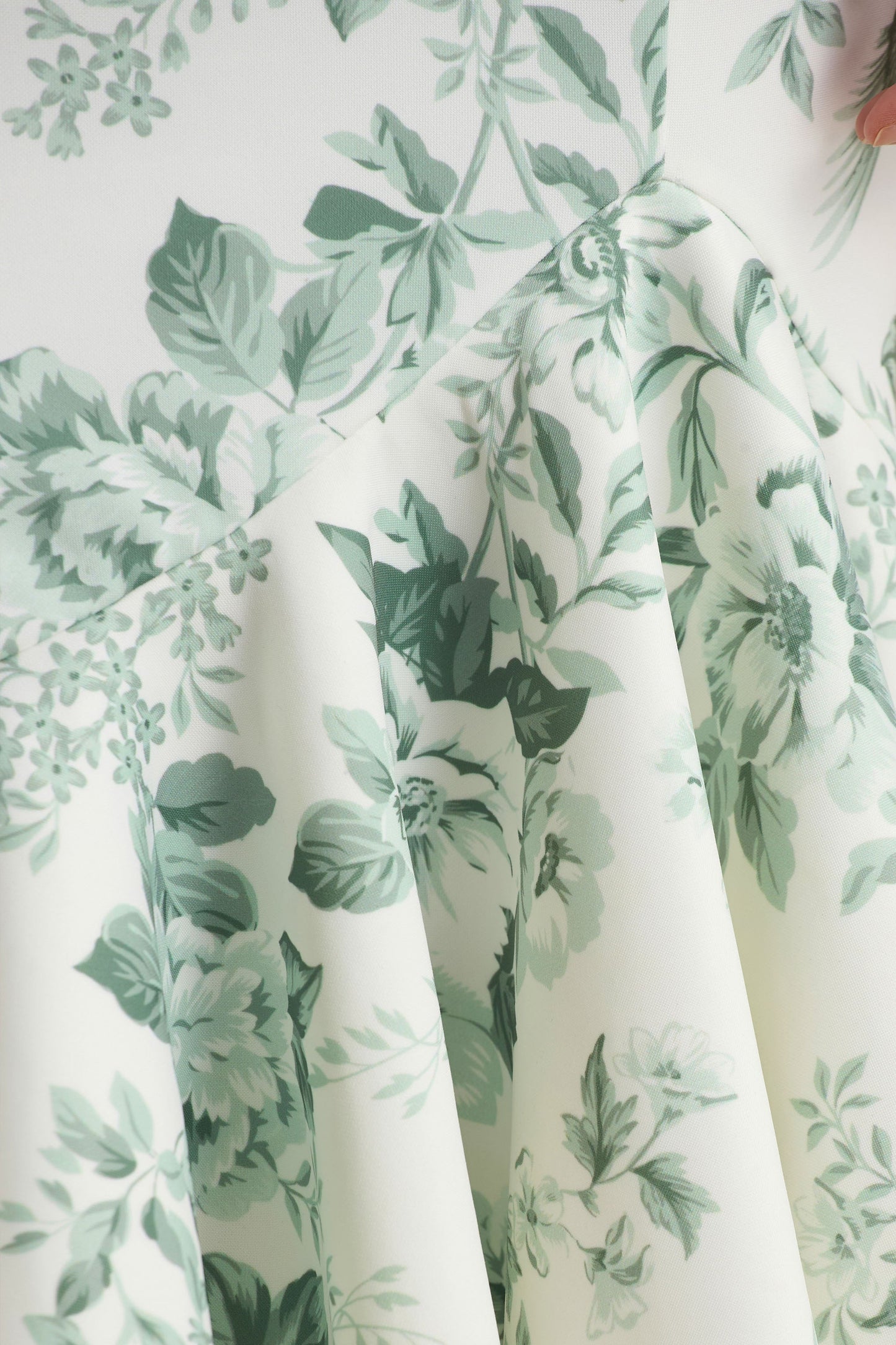 Priceless | Green Porcelain Print Print High-Neck Fishtail Midi Dress
